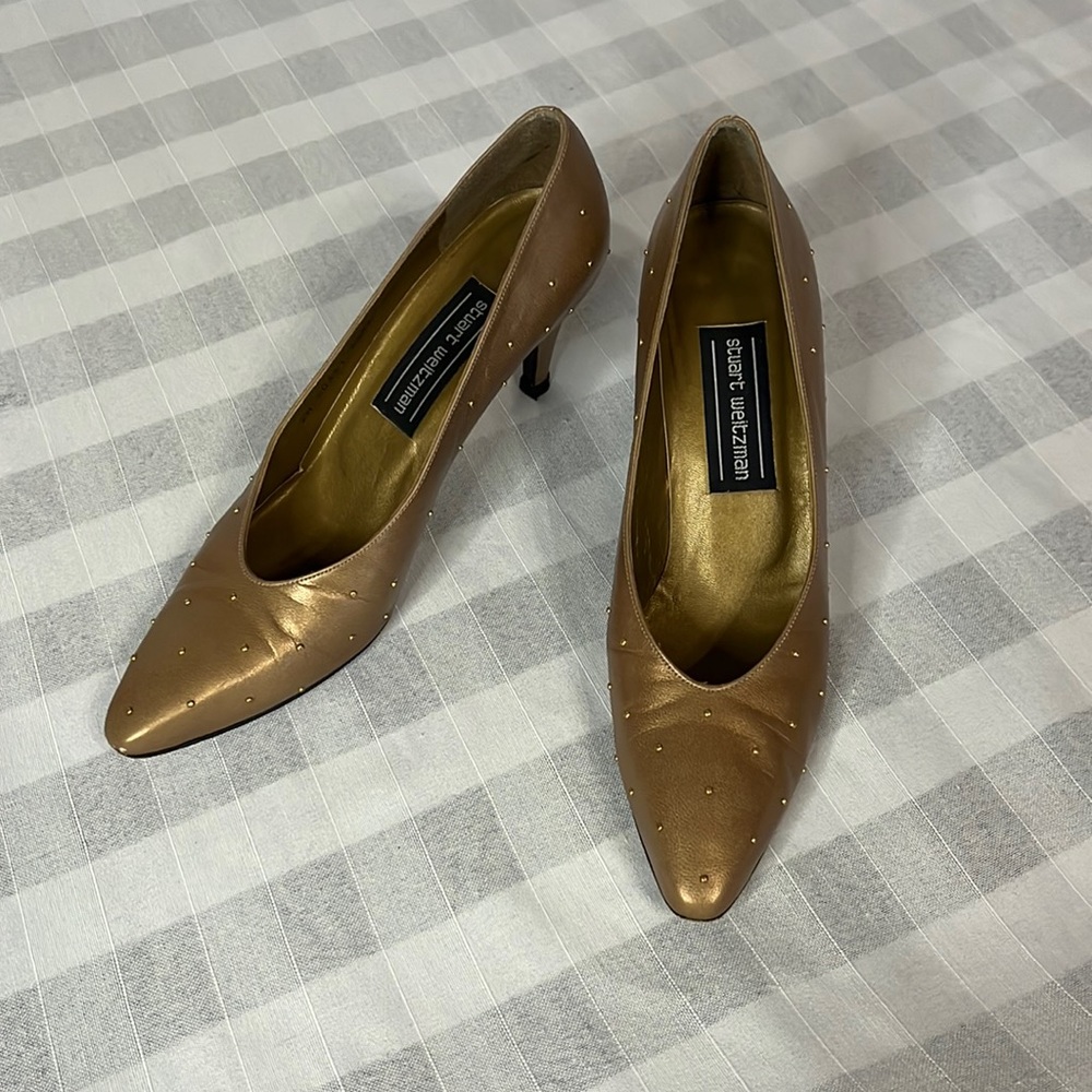 Stuart Weitzman gold with gold round studded 3” heels/pump